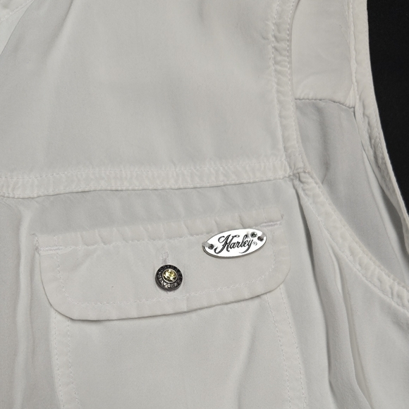 Harley-Davidson Cream Sleeveless Boxy Top with Mandarin Collar - Picture 2 of 6